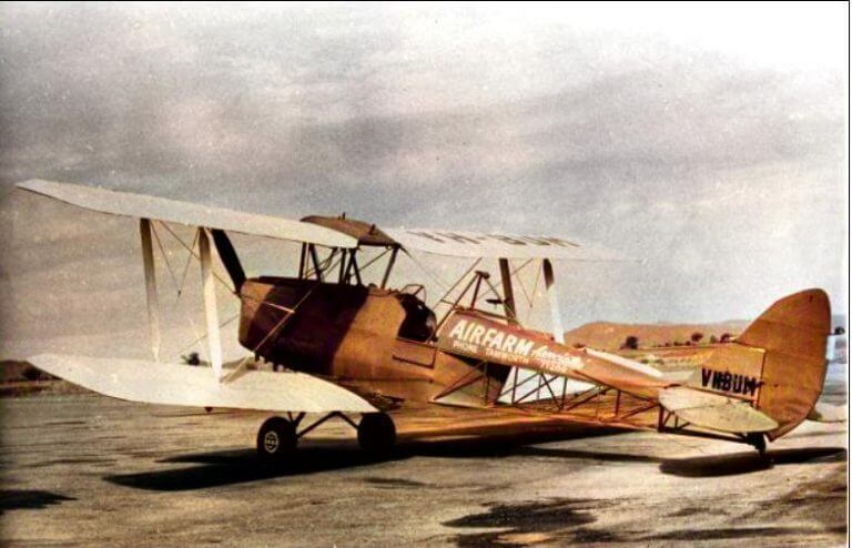 Aircraft Magazine December 1953 - When RAAF Pilots Went Crop Dusting 1955/56